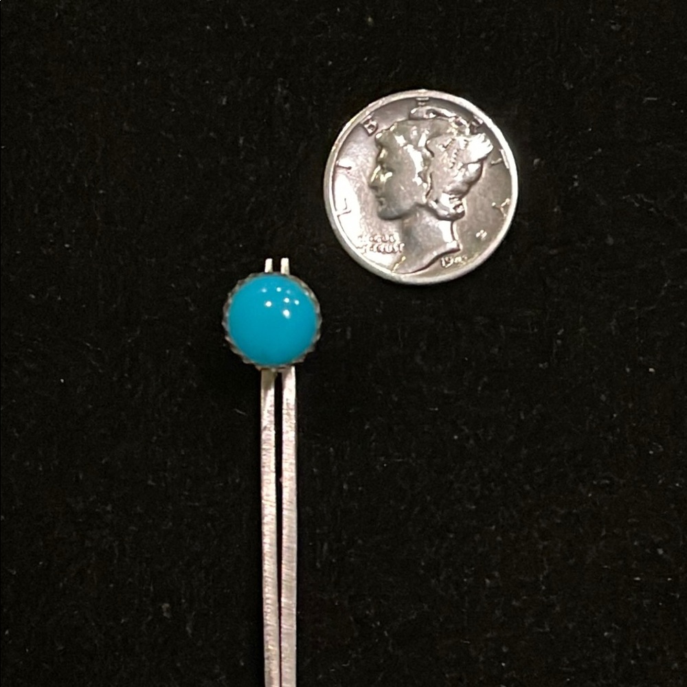 Vintage Silver single stud earring with Turquoise Gem stone